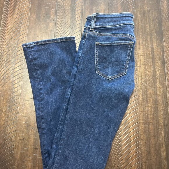 American Eagle Low Rise Flare Jeans - Picture 1 of 4